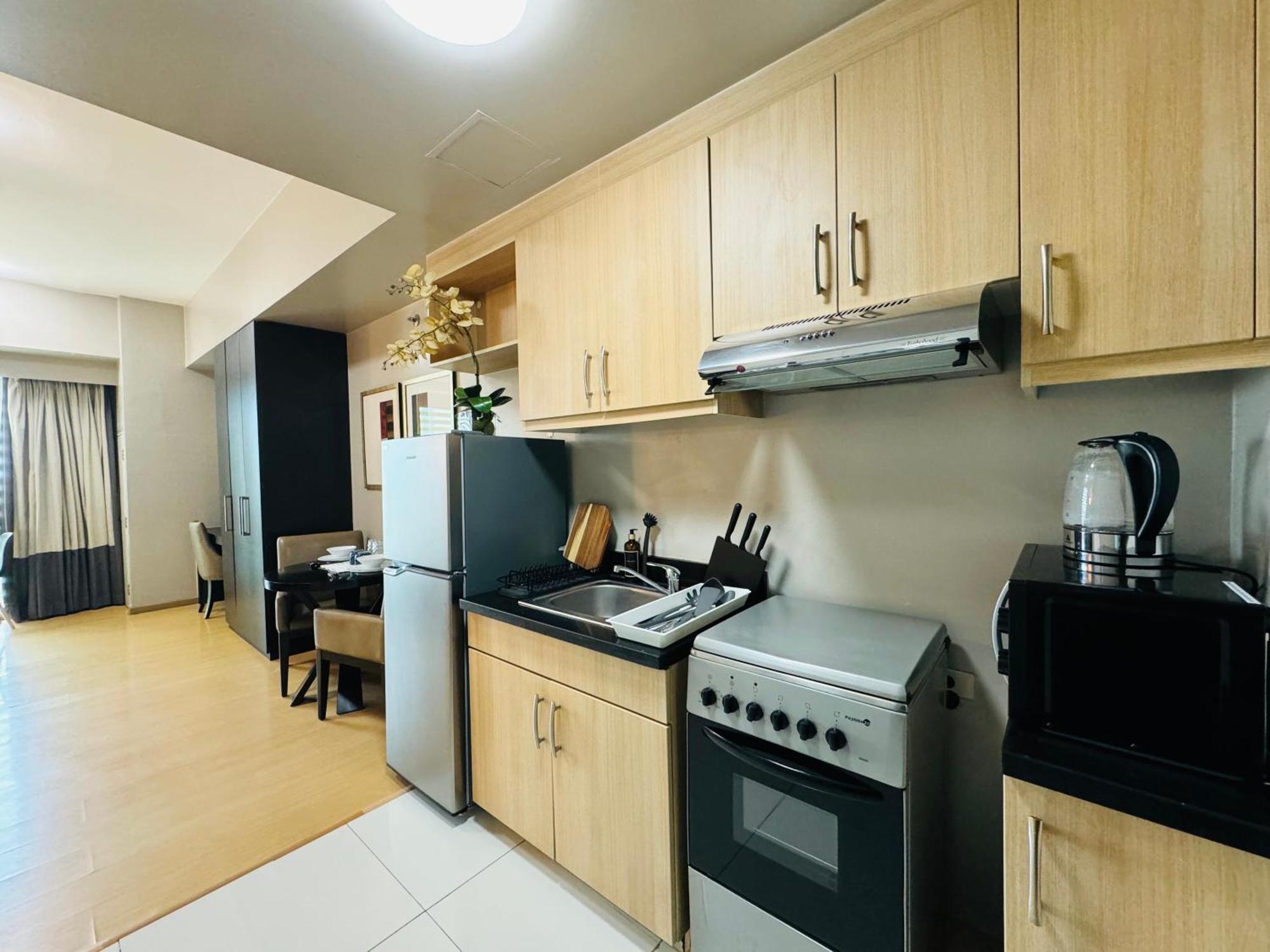 Avant At The Fort By Urban Realty Manila Exterior foto